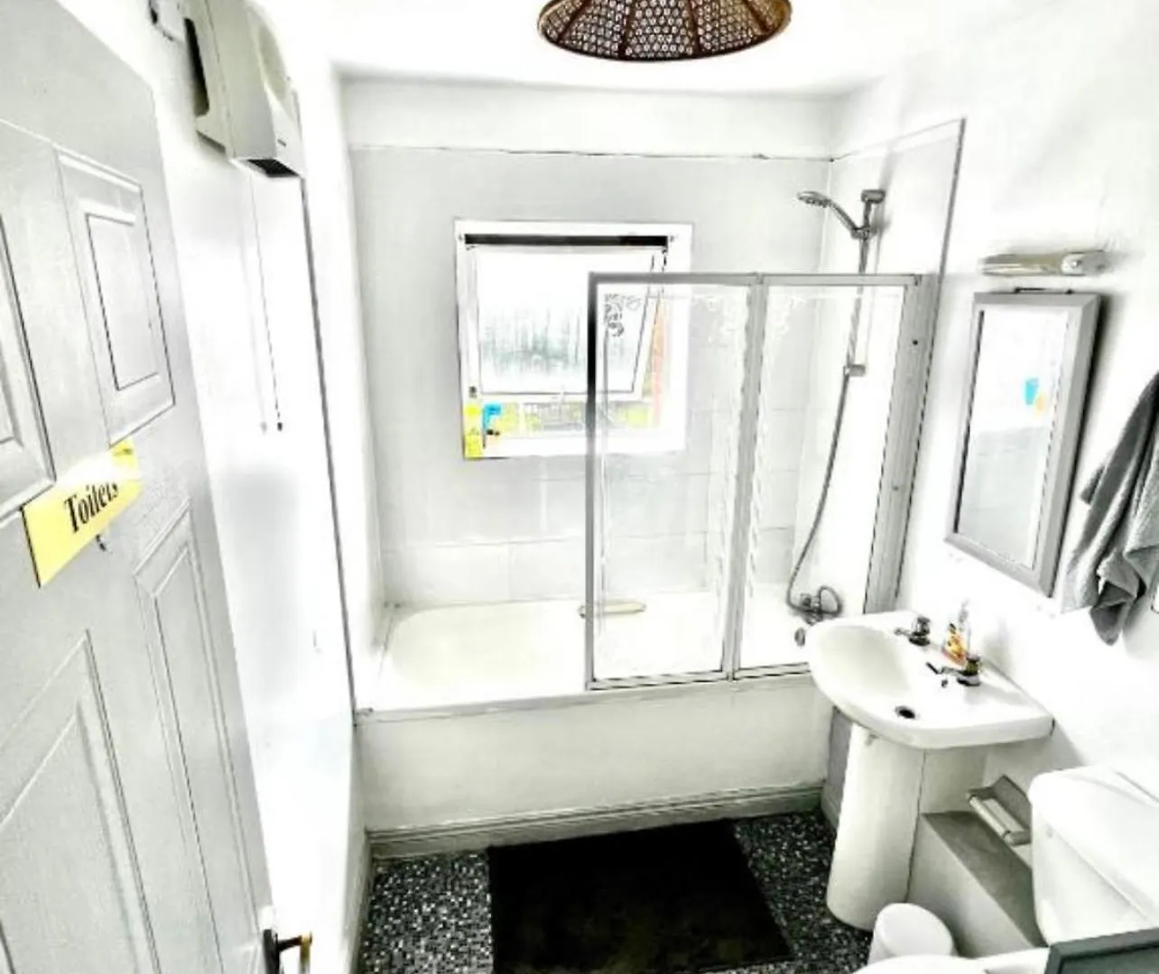 Customerhouse, 1 Double Room, Dublin 1 בית אירוח